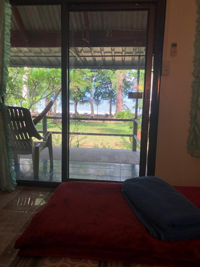 Sukorn Andaman Beach Resort Ko Sukon Extérieur photo