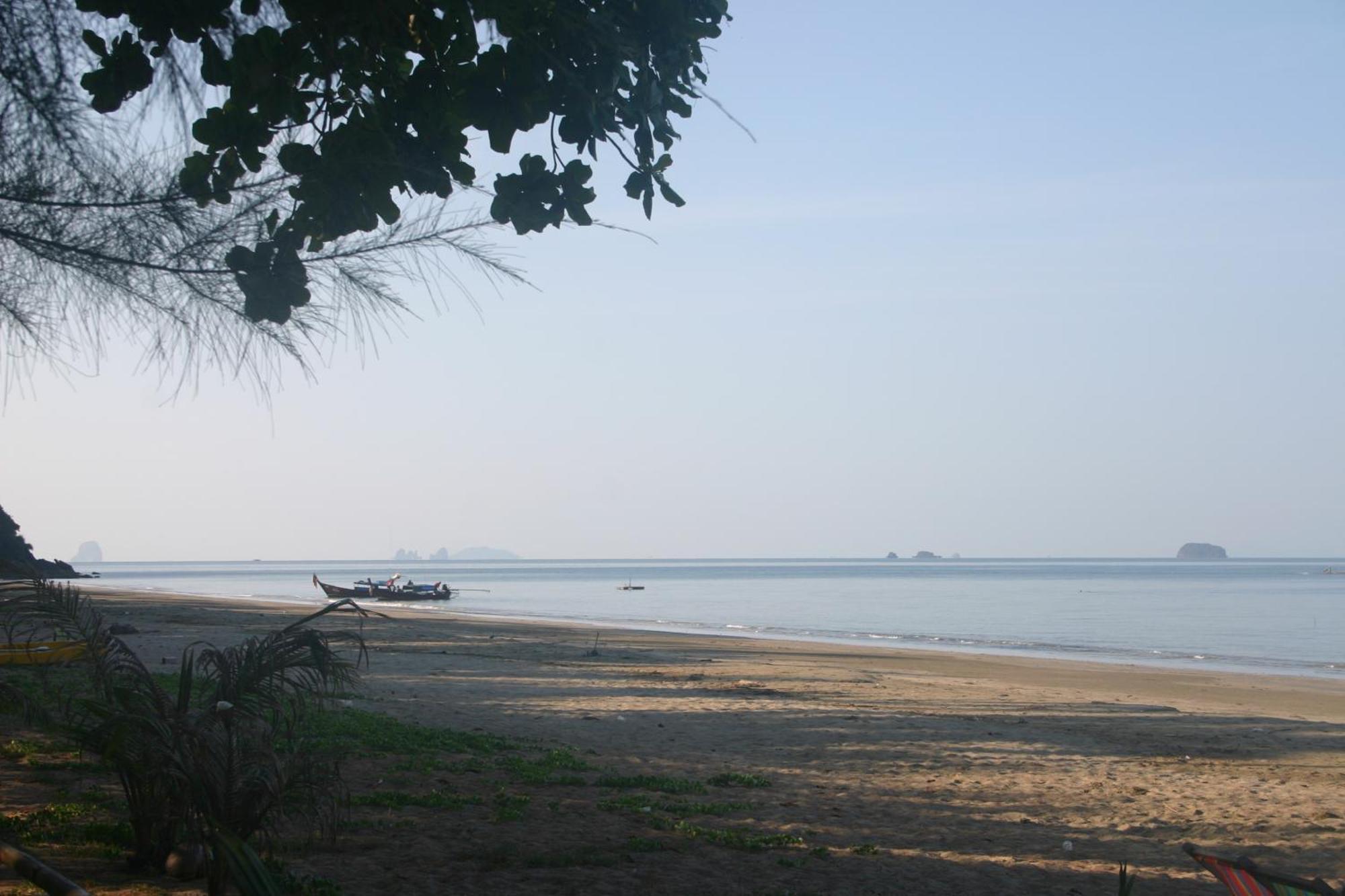 Sukorn Andaman Beach Resort Ko Sukon Extérieur photo