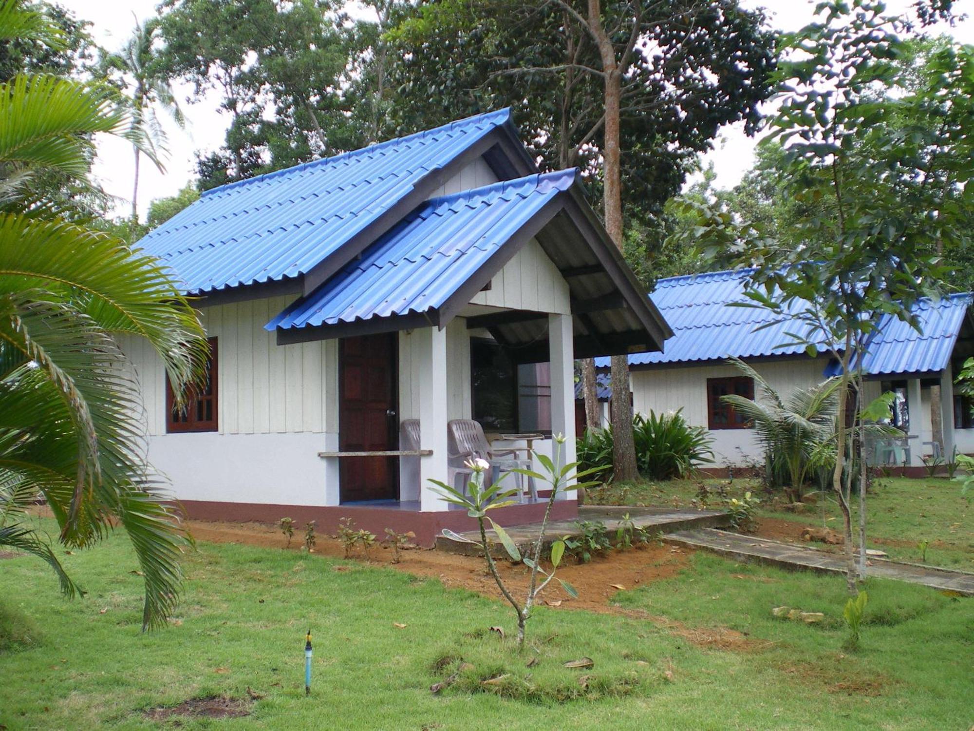 Sukorn Andaman Beach Resort Ko Sukon Extérieur photo