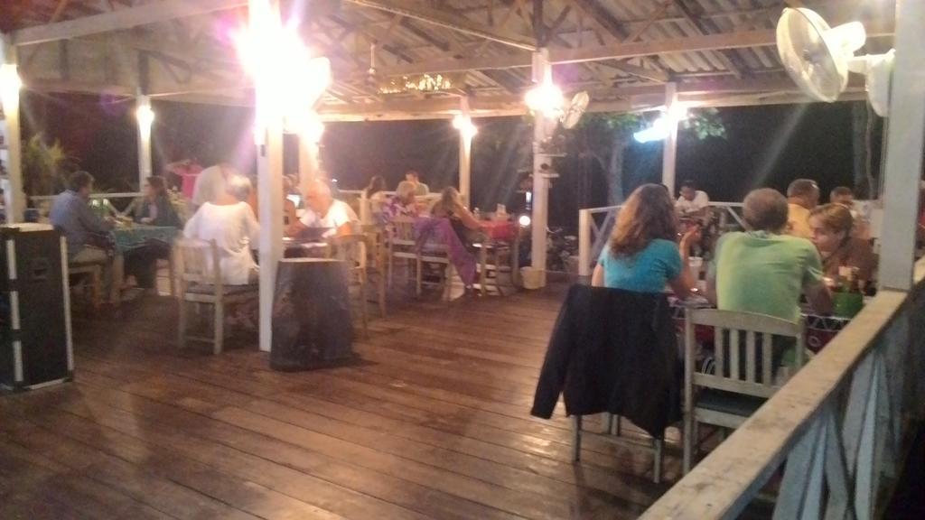 Sukorn Andaman Beach Resort Ko Sukon Extérieur photo